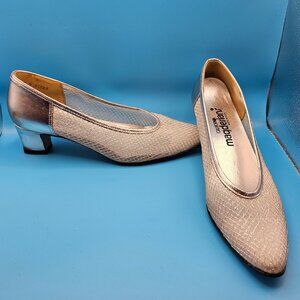 California Magdesians Vintage Heels – Size 9